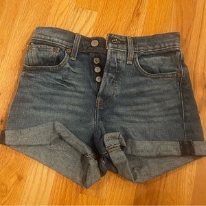 Levi’s Wedgie denim shorts size 24 waist